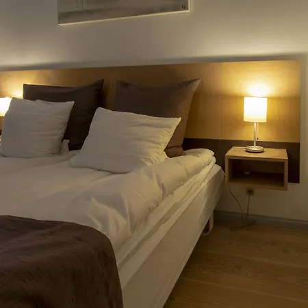 Brødremenighedens 3*