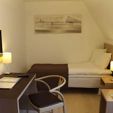 Brodremenighedens 3*