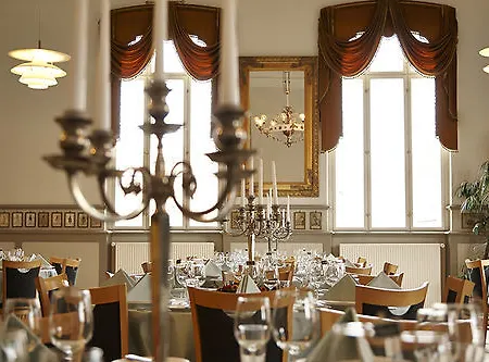 Hotel Brødremenighedens 3*